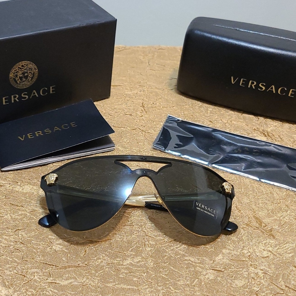 NOT FOR SALE Versace Aviator Sunglasses